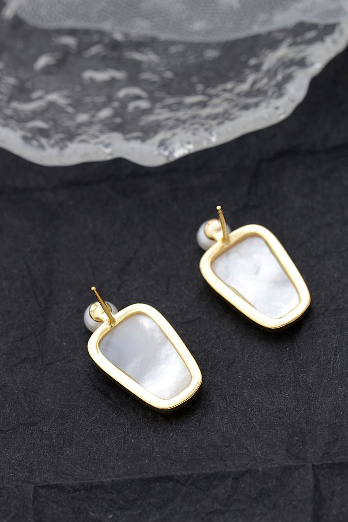 Inlaid Natural White Shell and Freshwater Pearl 18K Gold Plated Earrings Elegant Geometric Style 925 Sterling Silver Earring