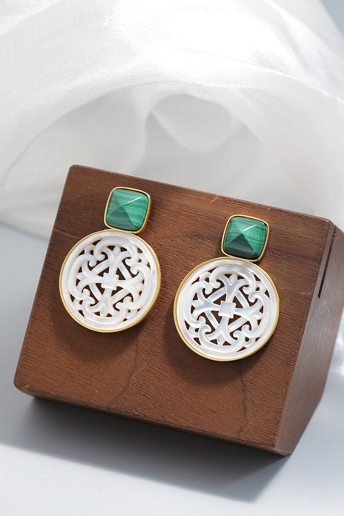 Natural White Shell Openwork 18K Gold Plated Earring Inlaid Black Agate 925 Sterling Silver Earrings Fashion Fine Jewelry Gift