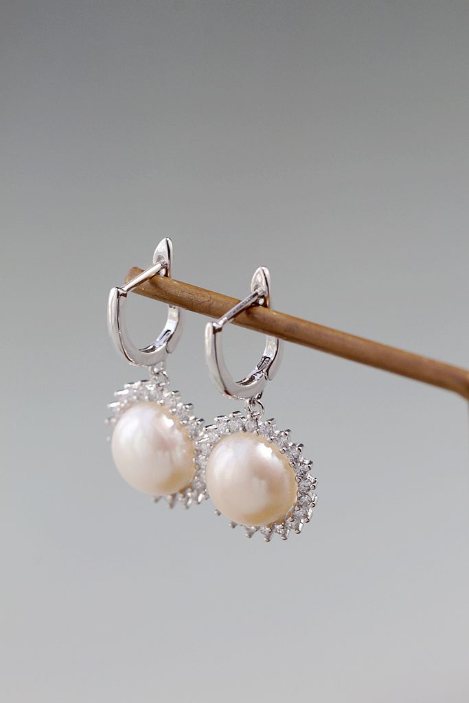Elegance Modern 925 Sterling Silver Earrings with Inlaid Natural Freshwater Pearl Fashion Luxury Earring Women Jewelry Gift