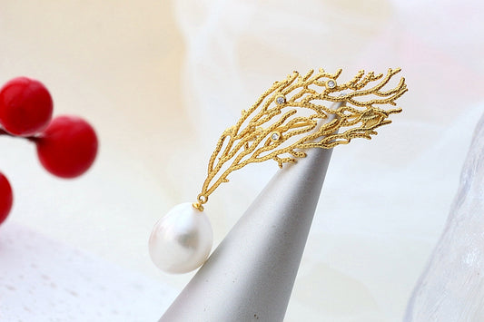 18K Gold Plated Coral Pattern Brooch Inlaid Natural Baroque Freshwater Pearl Fashion Creative 925 Sterling Silver Brooch