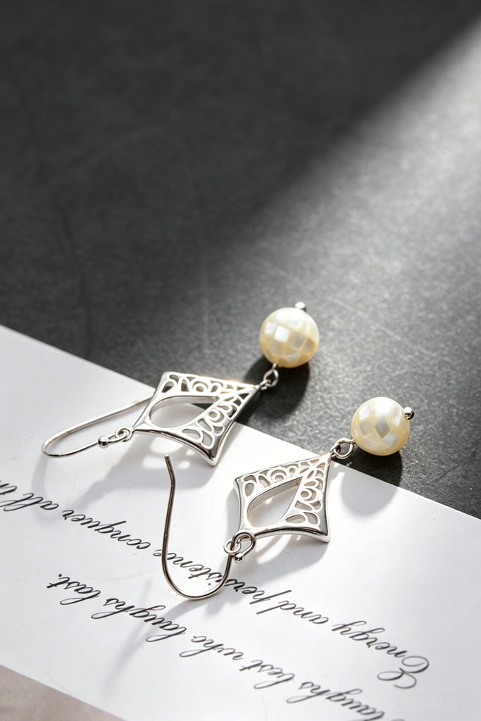 Vintage Hollow Rhombus Lace S925 Sterling Silver Earrings Natural White Shell Bead Drop Earring Fashion Jewelry Gift For Women