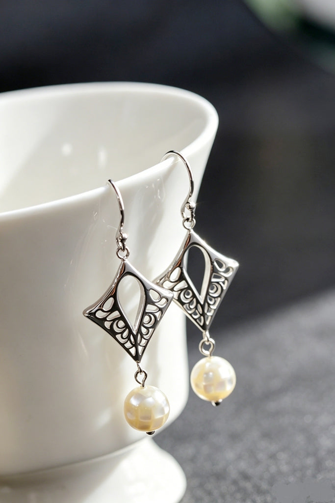 Vintage Hollow Rhombus Lace S925 Sterling Silver Earrings Natural White Shell Bead Drop Earring Fashion Jewelry Gift For Women