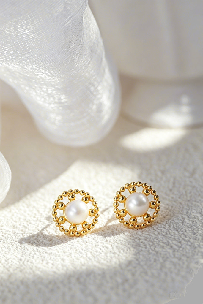 925 Sterling Silver Earring Inlaid Natural Freshwater Pearl 24K Gold Plated Earrings Designed for the modern woman Jewelry Gift
