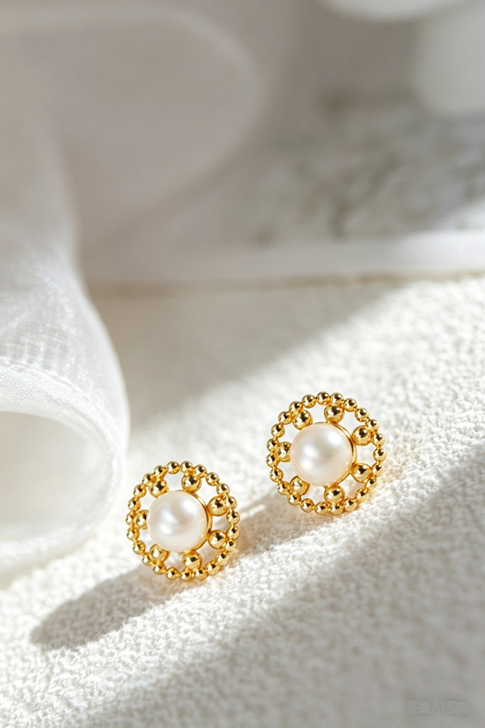 925 Sterling Silver Earring Inlaid Natural Freshwater Pearl 24K Gold Plated Earrings Designed for the modern woman Jewelry Gift