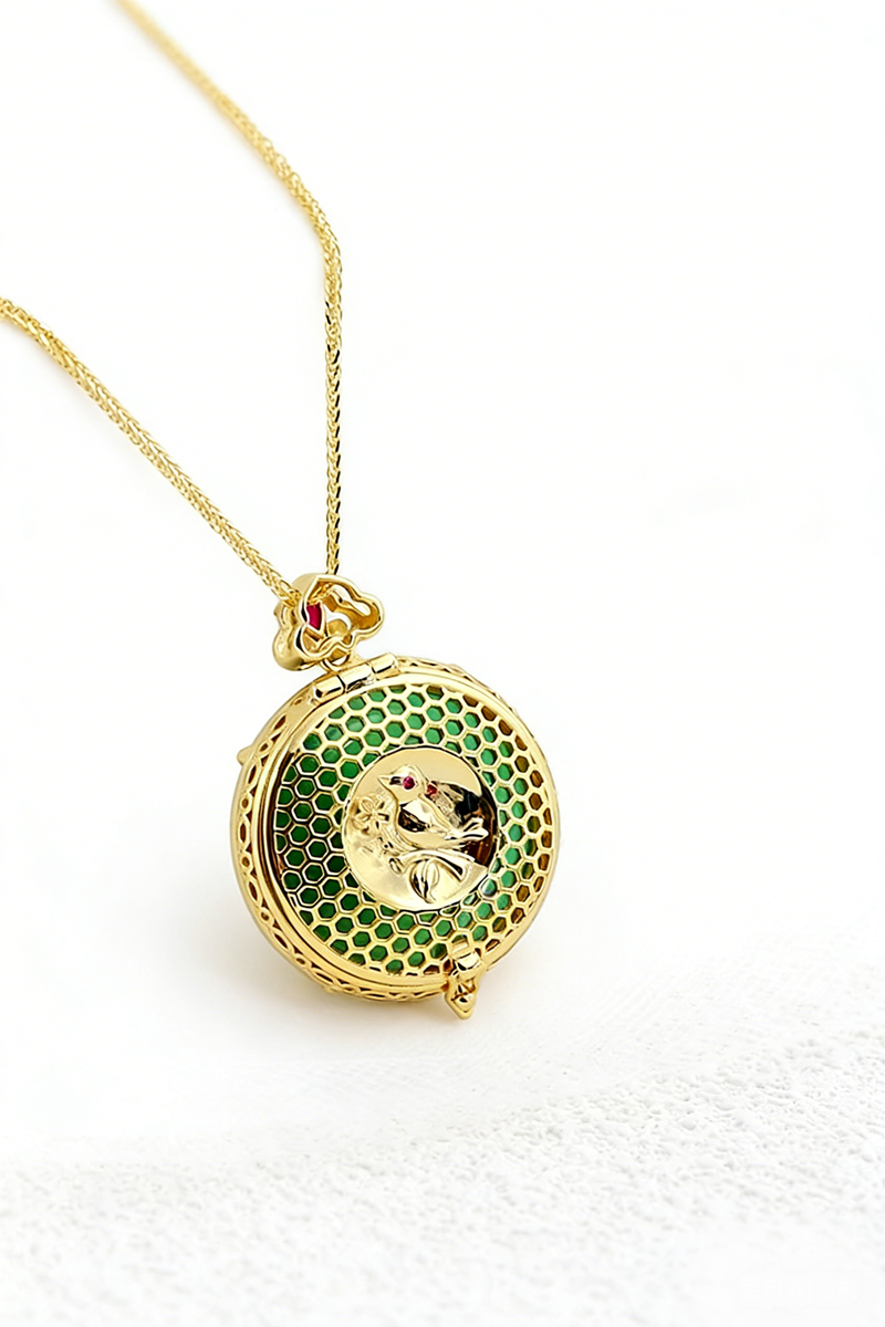 Exquisite 925 Sterling Silver Pendant Inlaid Natural Green Chalcedony 18K Gold Plated Round Pendant Retro Style Jewelry Gift
