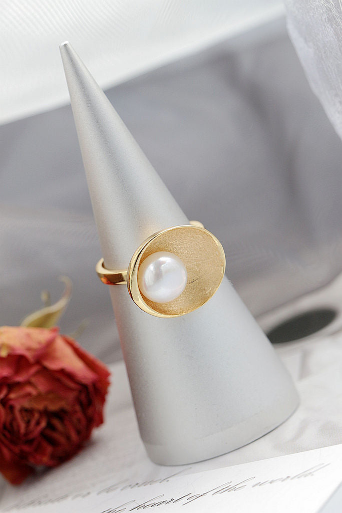 Authentic 925 Sterling Silver Ring Inlaid Natural Freshwater Pearl 18K Gold Plated Egglike Shape Ring Fashion Women Jewelry Gift