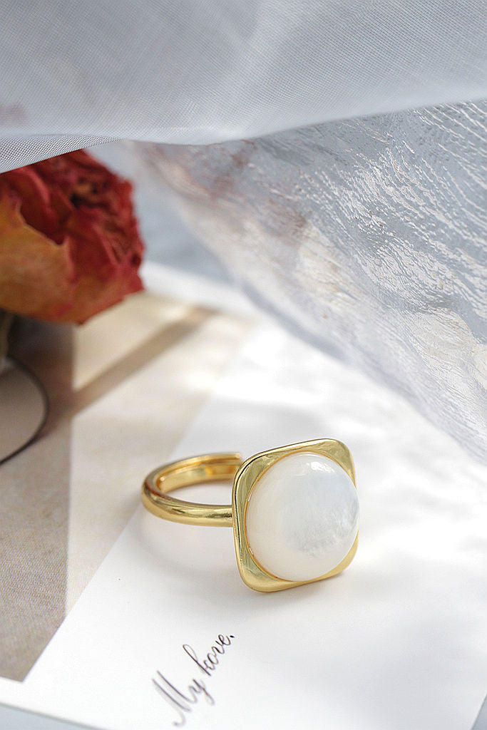 Trendy Elegant Women 925 Sterling Silver Ring Inlaid White Mother-of-Pearl 18k Gold Plating Adjustable Rings High-end Jewelry