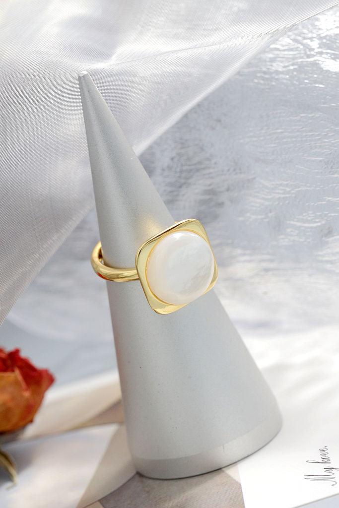 Trendy Elegant Women 925 Sterling Silver Ring Inlaid White Mother-of-Pearl 18k Gold Plating Adjustable Rings High-end Jewelry