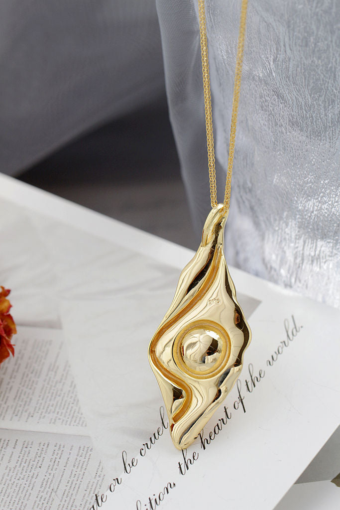 925 Sterling Silver Pendant Nature's Leaves Inlaid Natural Freshwater Pearl 18K Gold Plated Pendant Classical Charm Style