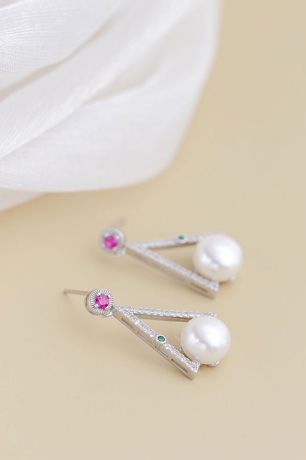 Authentic 925 Sterling Silver Earring Inlaid Natural Freshwater Pearl Fashion Creative Idea Triangle Earring Female Jewelry Gift