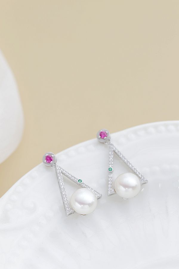 Authentic 925 Sterling Silver Earring Inlaid Natural Freshwater Pearl Fashion Creative Idea Triangle Earring Female Jewelry Gift