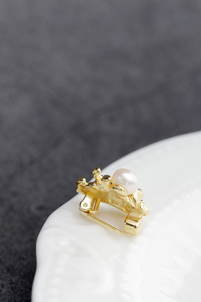 925 Sterling Silver Brooch 18K Gold Plated Little Shar-Pei Dog Inlaid Natural Freshwater Pearl Trendy Quality Jewelry