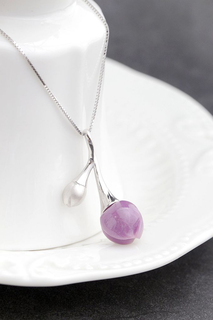 925 Sterling Silver Pendant Retro Style Magnolia Petal Design Inlaid Natural lepidolite Creative Trendy Pendant
