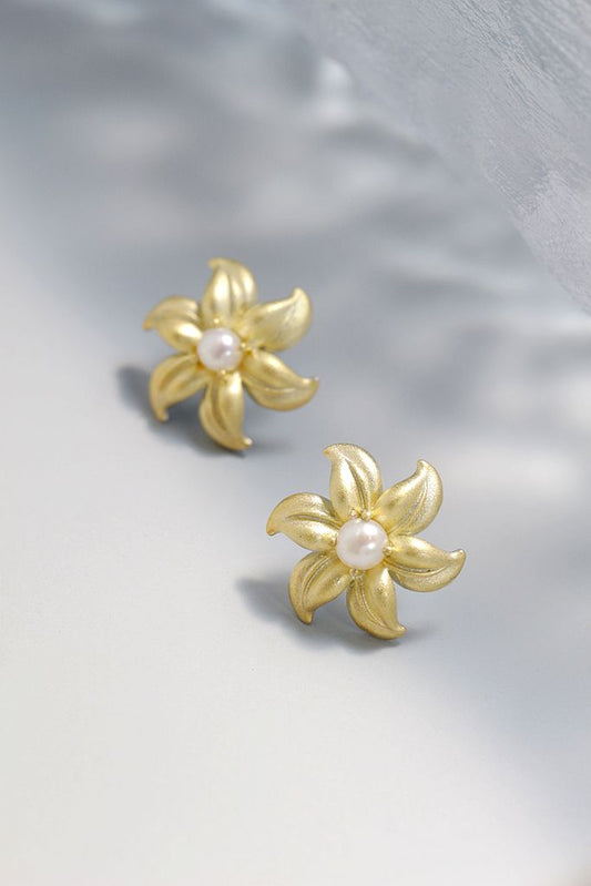 925 Sterling Silver Earring Fashion Petal Inlaid Natural Freshwater Pearl 18K Gold Plated Earring