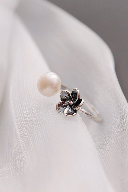 925 Sterling Silver Ring Hand-set Natural Freshwater Pearl Do Old Small Flowers ladies Simple And Small Opening Ring