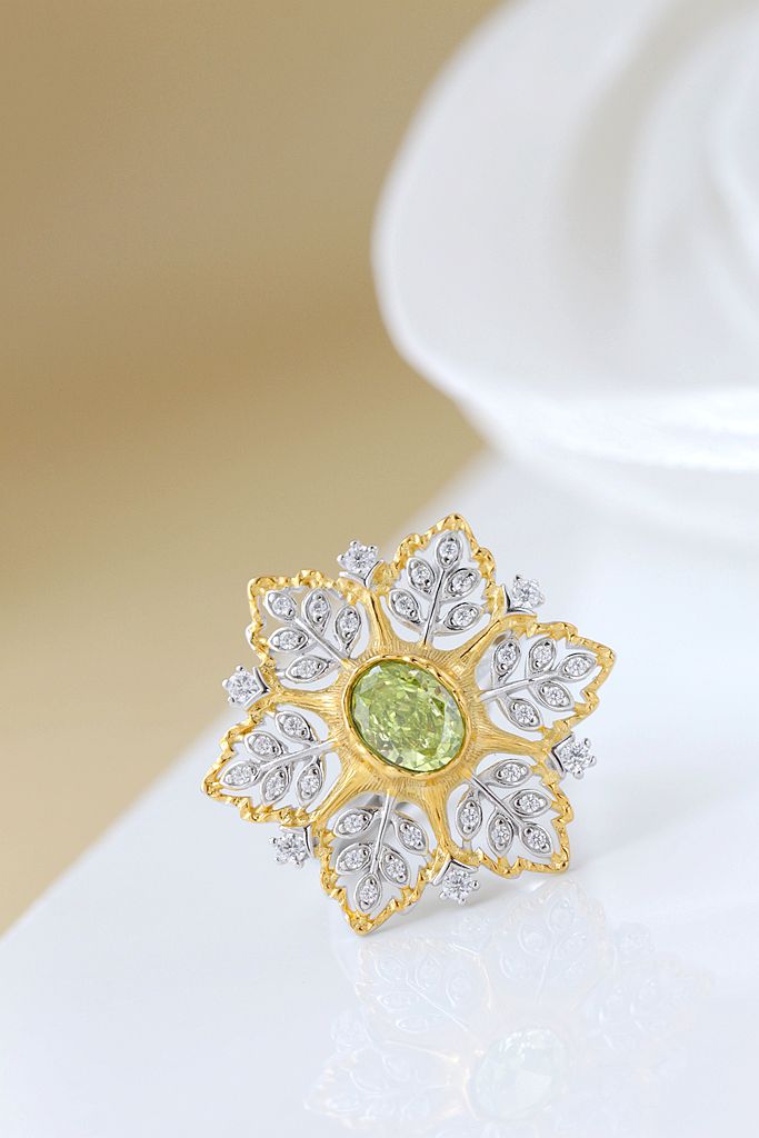 925 Sterling Silver Rings Inlaid Artificial Zircon Elegant Snowflake Shape Open Ring Lady National Style Jewelry Gift