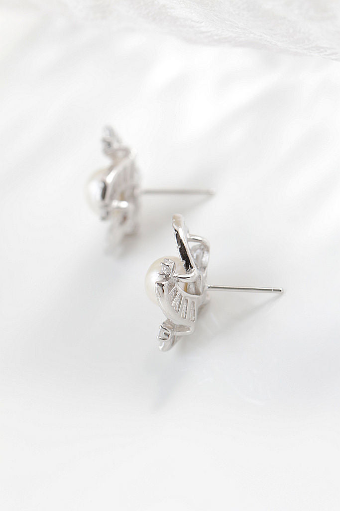 Inlaid Natural Freshwater Pearl 925 Sterling Silver Earstuds Fashion Rhinestone Lady Earrings