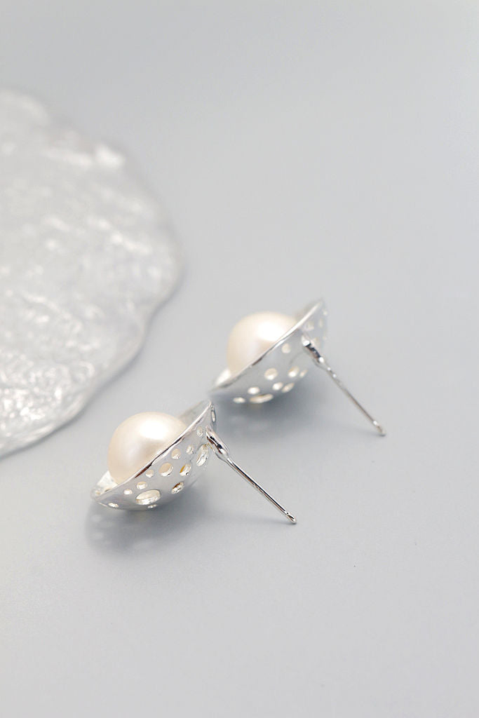 Authentic 925 Sterling Silver Earstuds Inlaid Natural Freshwater Pearl Gentle Graceful Circular Shape Earring Jewelry Gift
