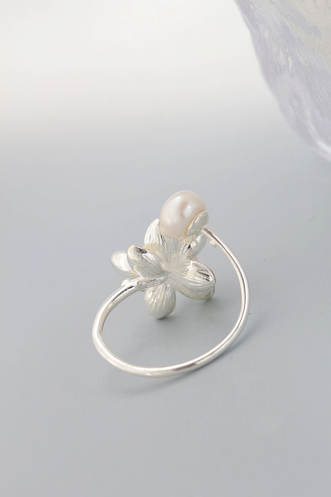 Authentic 925 Sterling Silver Beautiful Lotus Flower Rings Inlaid Natural Freshwater Pearl Ring Women Trendy Style Jewelry Gift