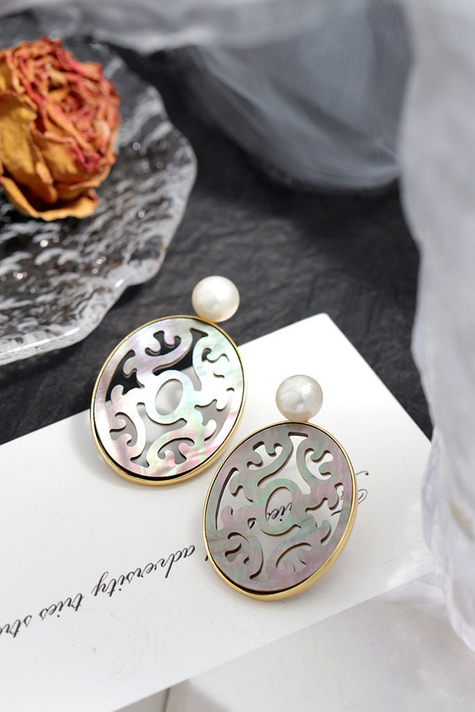 Vintage Style Elegant 925 Sterling Silver Earring Fashion 18K Gold Plated Natural Black Shell Carved Freshwater Pearl Earrings