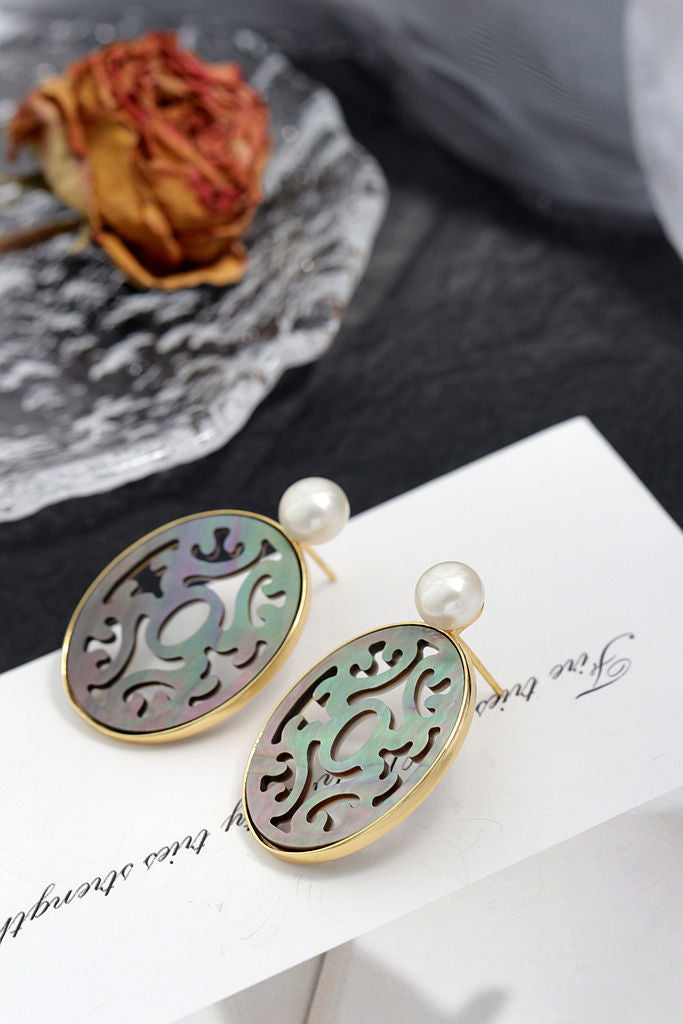 Vintage Style Elegant 925 Sterling Silver Earring Fashion 18K Gold Plated Natural Black Shell Carved Freshwater Pearl Earrings
