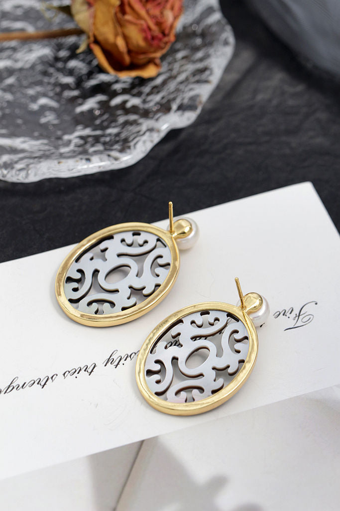 Vintage Style Elegant 925 Sterling Silver Earring Fashion 18K Gold Plated Natural Black Shell Carved Freshwater Pearl Earrings