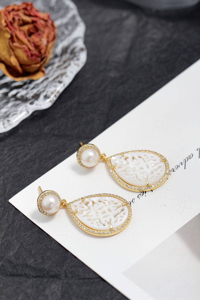 Inlaid Natural White Shell and Pearl 18K Gold Plated Earrings Carved Vintage Style Elegant Fashion 925 Sterling Silver Earring