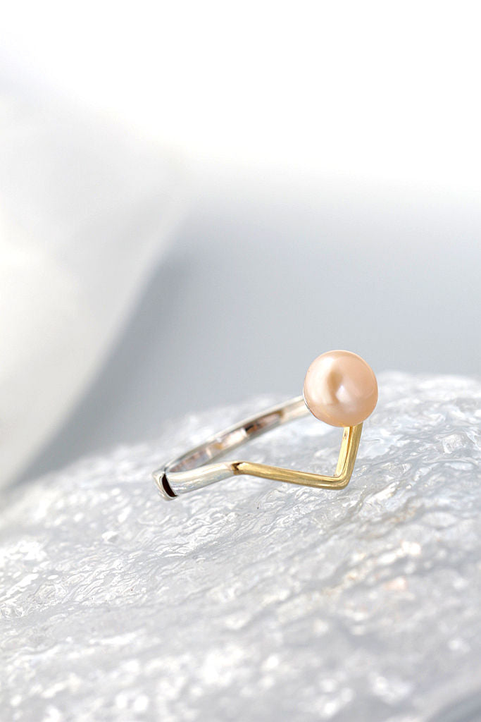 Authentic 925 Sterling Silver Rings Inlaid Natural Freshwater Pearl V-Shape Fashion Lady an adjustable Open-Style Ring Jewelry