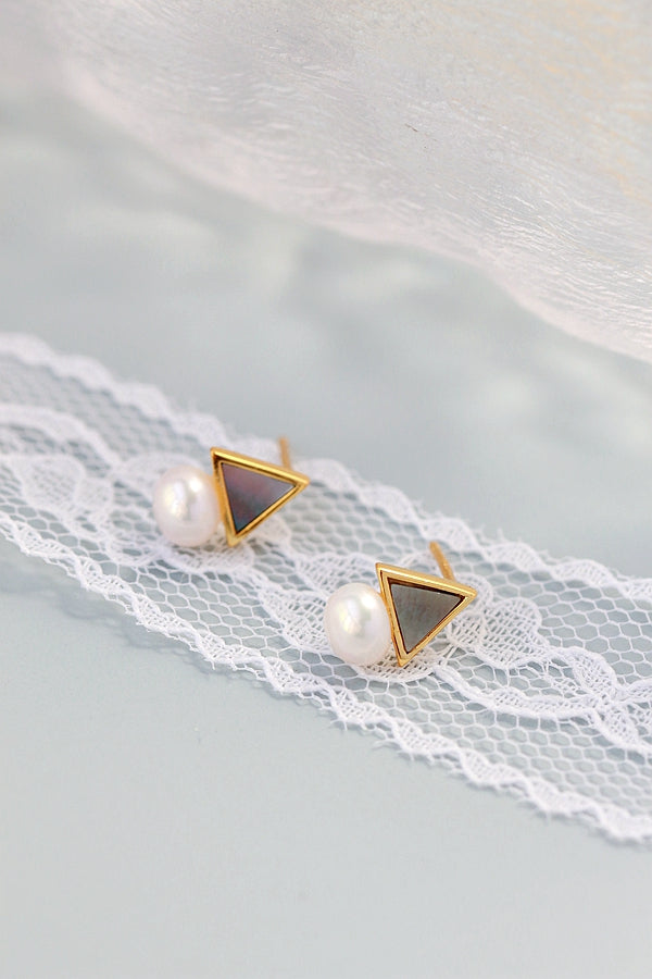 925 Sterling Silver Earring Inlaid Natural Freshwater Pearl Black Shellfish Fashion Creative Small Earstuds Lady