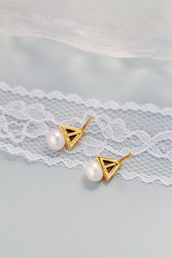 925 Sterling Silver Earring Inlaid Natural Freshwater Pearl Black Shellfish Fashion Creative Small Earstuds Lady