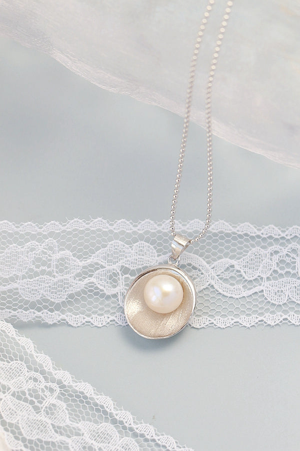 925 Sterling Silver Pendant Inlaid Natural Freshwater Pearl Lady Pendants Handmade Creative Trendy Jewelry Gift