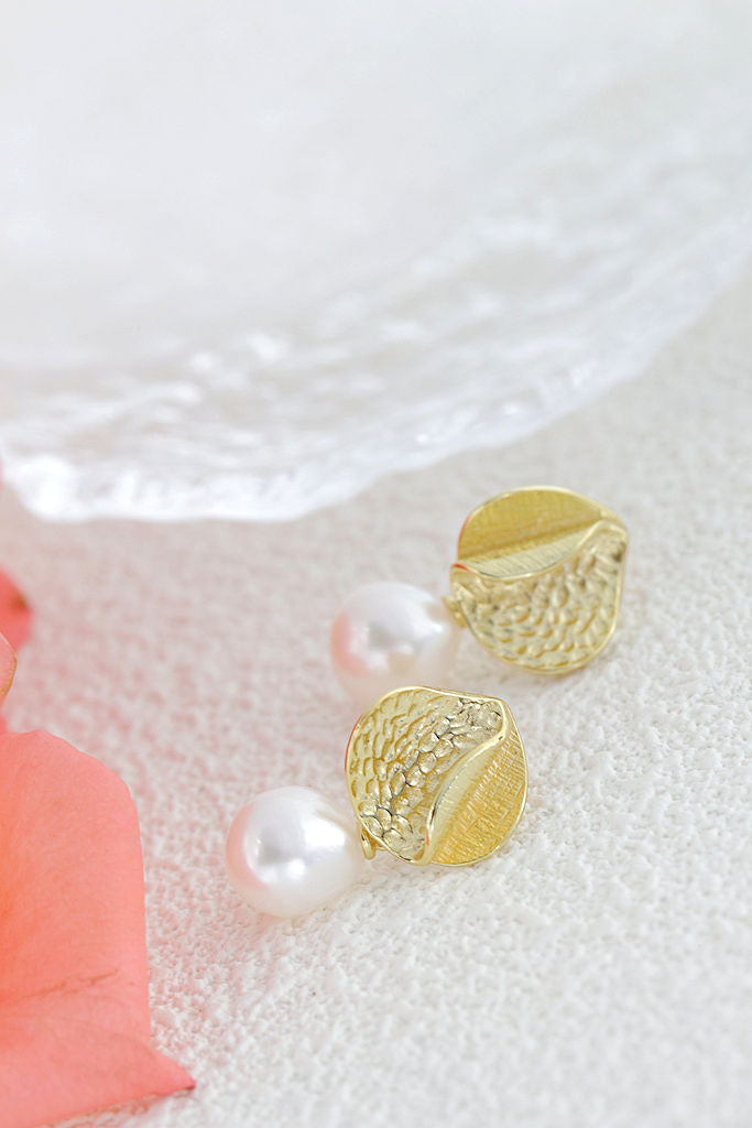 Classic Elegance 925 Sterling Silver Earring Inlaid Natural Baroque Pearl 18K Gold Plated Earrings Fashion Women Jewelry Gift