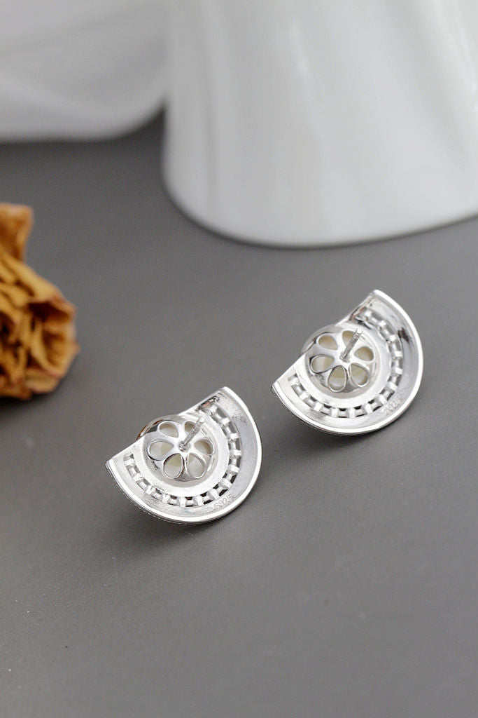 Authentic 925 Sterling Silver Earstuds Hollowed-Out Floral Pattern Inlaid Natural Pearl Semi-Circular Gentle Graceful Earring
