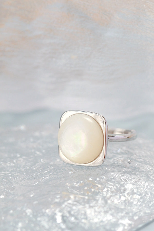 Inlaid Natural Mother Of Pearl Shell Silver Ring Classic Geometric Square Design Modern Fashion 925 Sterling Silver Women Ring