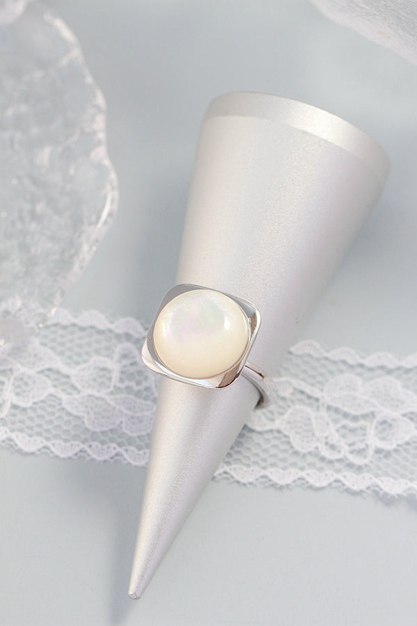 Inlaid Natural Mother Of Pearl Shell Silver Ring Classic Geometric Square Design Modern Fashion 925 Sterling Silver Women Ring