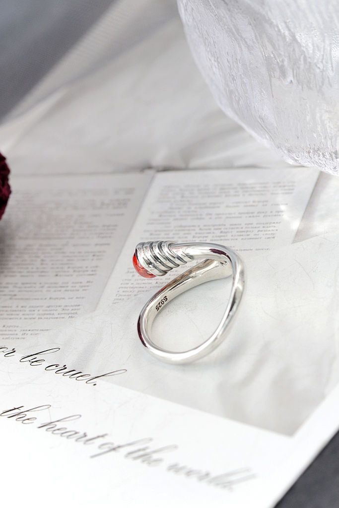 Classic Elegance 925 Sterling Silver Rings Inlaid Artificial Red Zircon Trendy Style Opening Adjustable Ring Women Jewelry Gift