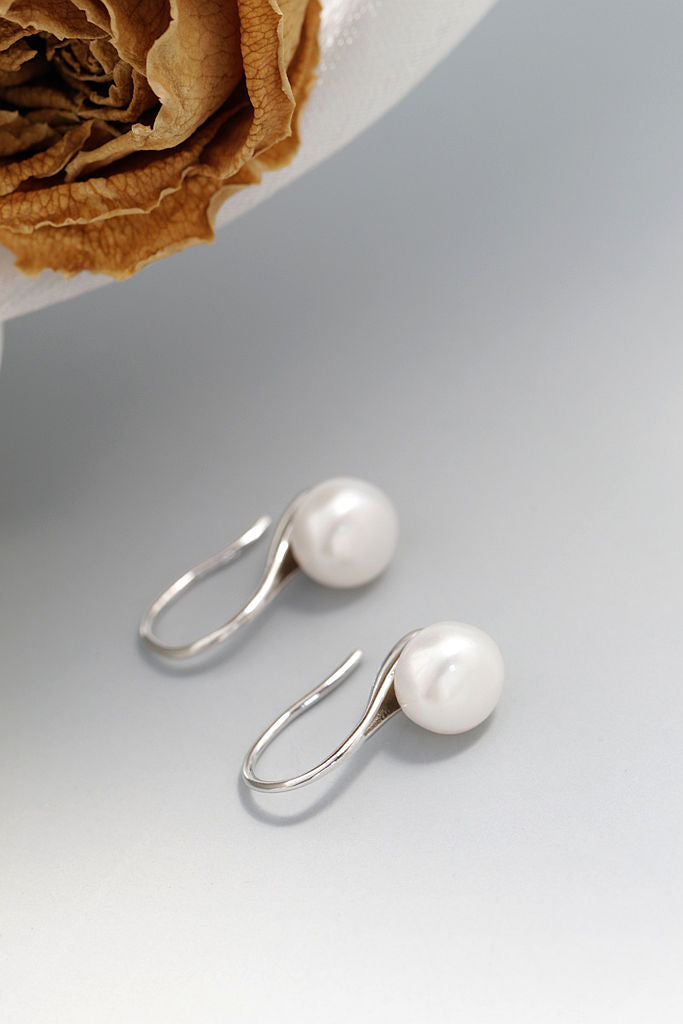Authentic 925 Sterling Silver Earring Inlaid Natural Freshwater Pearl Fashion Delicate And Petite Simple Earring Lady Gift