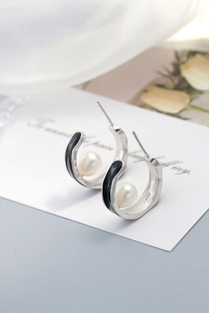Minimalist Elegant Ring Shape Earring Inlaid Natural Freshwater Pearl 925 Sterling Silver Earrings Women Party Jewelry Gift