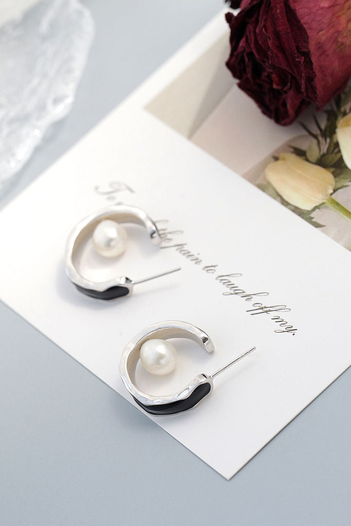 Minimalist Elegant Ring Shape Earring Inlaid Natural Freshwater Pearl 925 Sterling Silver Earrings Women Party Jewelry Gift