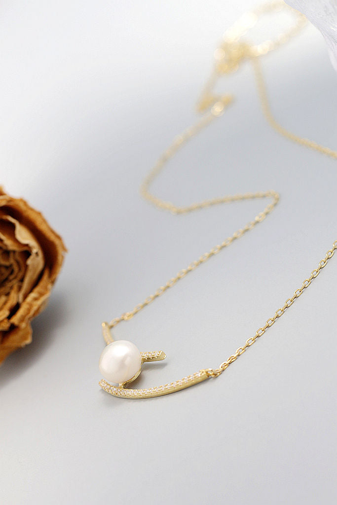 Exquisite 925 Sterling Silver Pendant Inlaid Natural Freshwater Pearl 18K Gold Plated Pendant Necklace Set Minimalist Jewelry