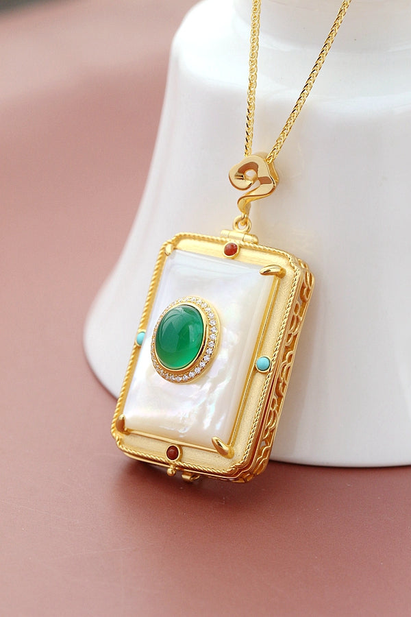 Authentic 925 Sterling Silver Pendant Inlaid Natural Pearl Shellfish Green Chalcedony 18K Gold Plated Pendant Lady Jewelry Gift