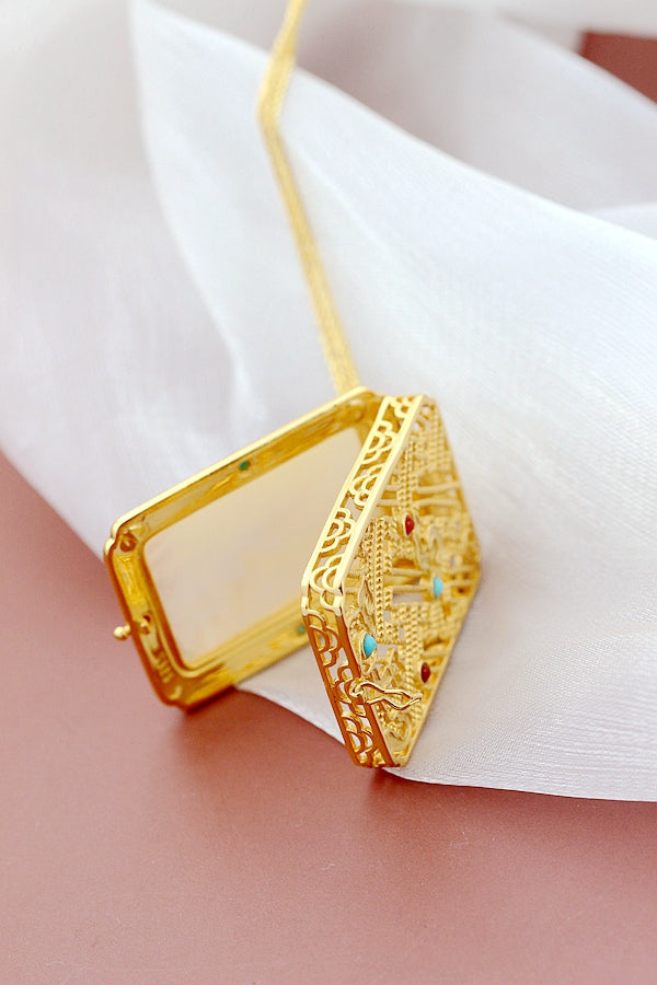 Authentic 925 Sterling Silver Pendant Inlaid Natural Pearl Shellfish Green Chalcedony 18K Gold Plated Pendant Lady Jewelry Gift