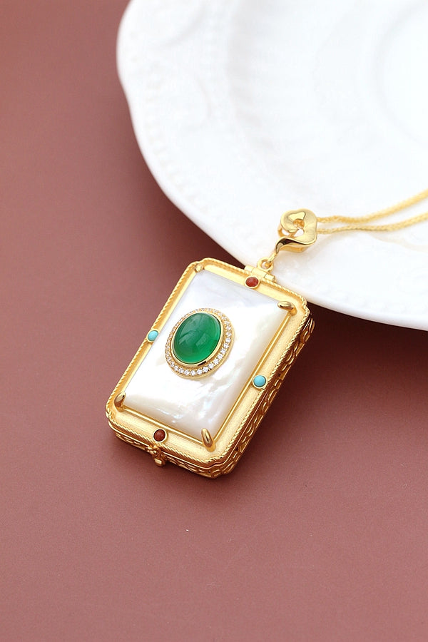 Authentic 925 Sterling Silver Pendant Inlaid Natural Pearl Shellfish Green Chalcedony 18K Gold Plated Pendant Lady Jewelry Gift