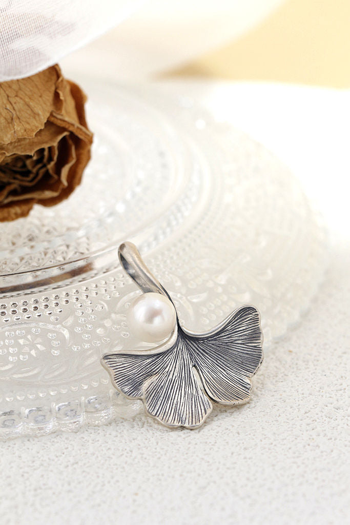 Authentic 925 Sterling Silver Pendant Vintage Aesthetic Gingko Leaf Inlaid Natural Freshwater Pearl Pendants Fashion Women Gift