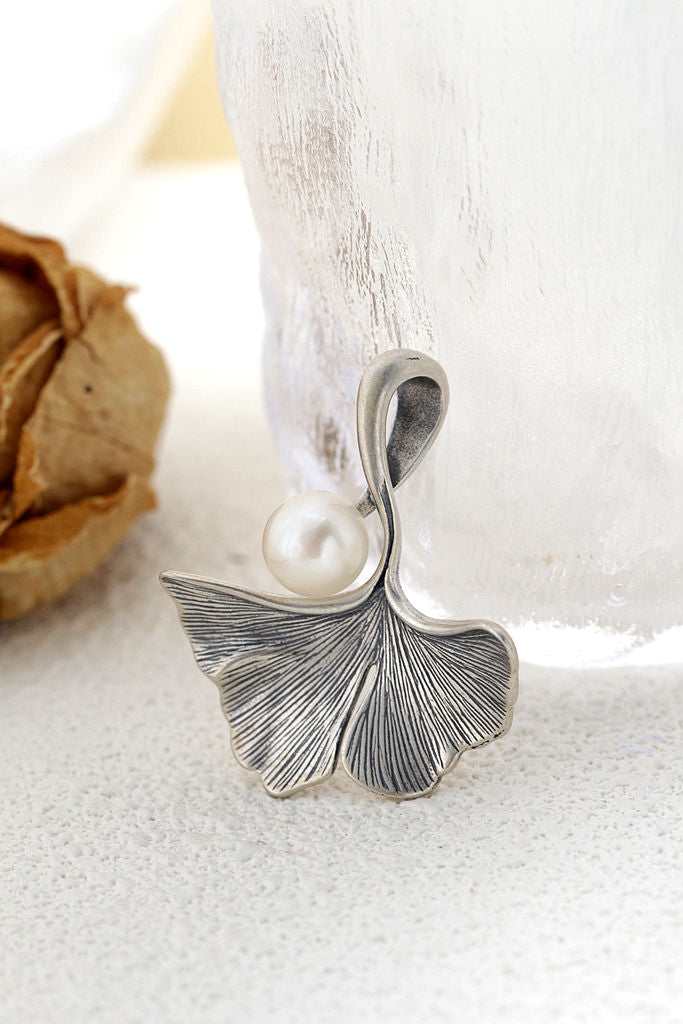 Authentic 925 Sterling Silver Pendant Vintage Aesthetic Gingko Leaf Inlaid Natural Freshwater Pearl Pendants Fashion Women Gift