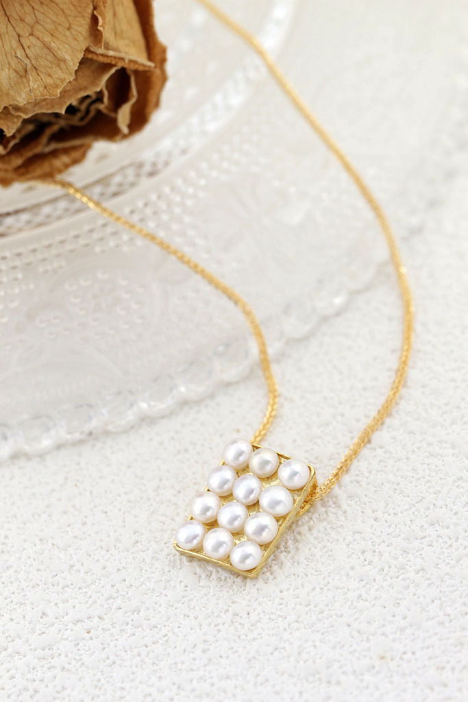 Simple Yet Classic 925 Sterling Silver Pendant Inlaid Natural Freshwater Pearl Fashion18k Gold Plating Rectangle Pendant Jewelry