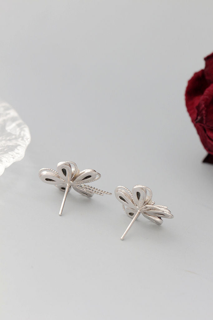 Natural Pearl Shellfish Delicate Flower Shape 925 Sterling Silver Earring Inlaid Natural Freshwater Pearl Lady Trendy Earring