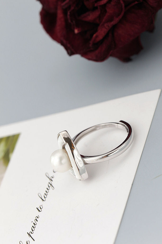 Trendy Geometric Triangular 925 Sterling Silver Rings Inlaid Natural Freshwater Pearl Opening Adjustable Ring Lady Jewelry Gift