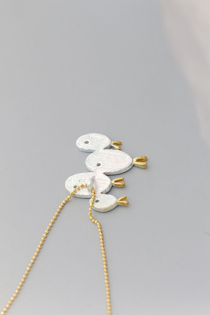 Handcrafted S925 Sterling Silver Ocean Fish Pendant with 18k Gold-Plated Tails and Wire Drawing Texture Pendants Jewelry Gift