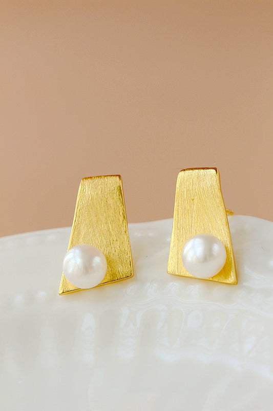 925 Sterling Silver Earring Inlaid Natural Freshwater Pearl 18K Gold Plated Earstuds